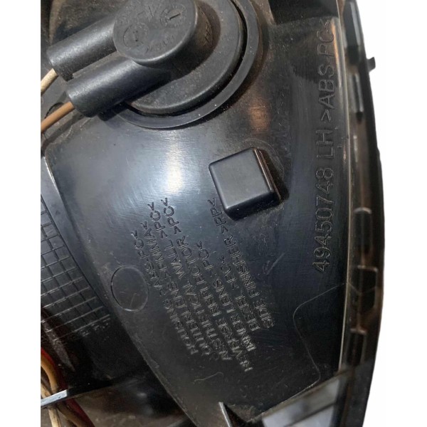 Lanterna Tampa Traseira Esquerda Fiat Argo 2018 2019 2020