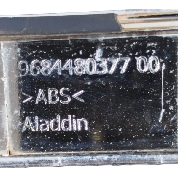 Friso Aplique Tampa Traseira Citroen C4 Pallas 2008\2012