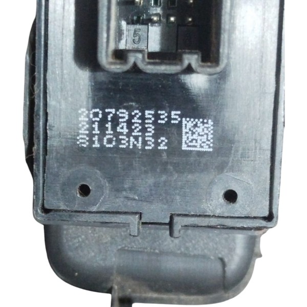 Botão Vidro Elétrico Traseiro Direito Spin Cobalt 2010/2018