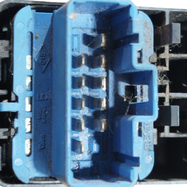 Comando Vidro Dianteiro Esquerdo Renault Sandero 8200160603