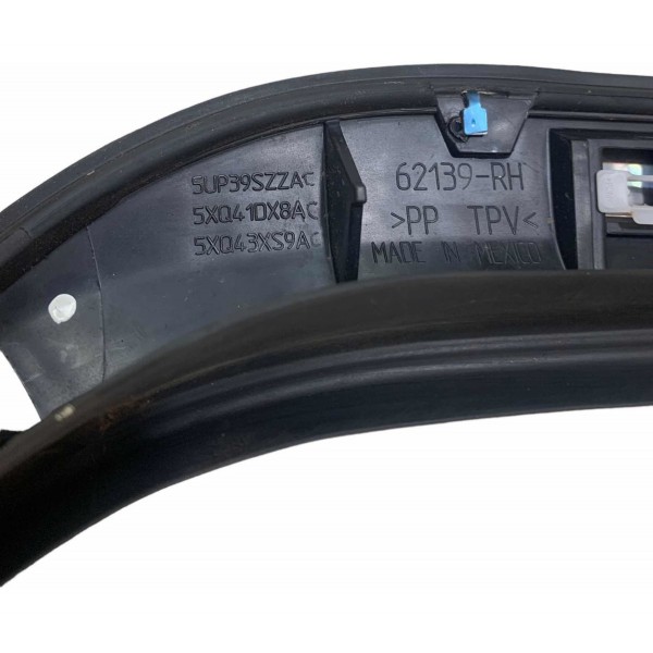 Aplique Cromado Direito Jeep Compass 2017/2018/2019