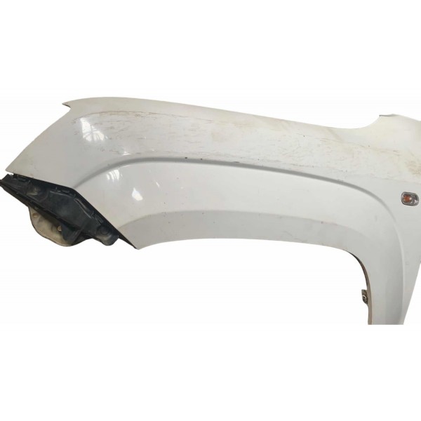 Paralama Esquerdo Amarok 2011/2012/2013/2014/2015 S Detalhe