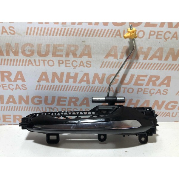 Maçaneta Externa Traseira Esquerda Tracker Premier 2021/2022