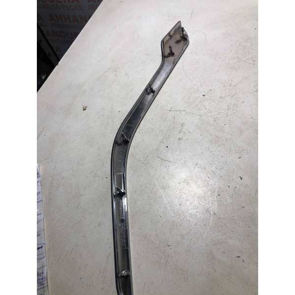 Moldura Acabamento Traseiro Esquerdo Mercedes A200 2012