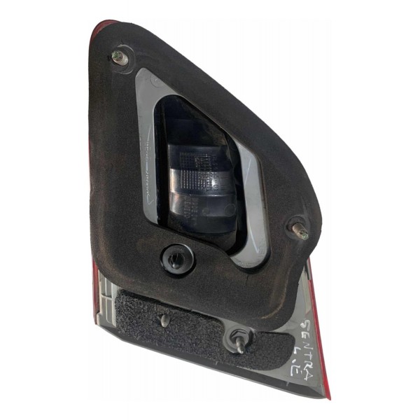 Lanterna Tampa Traseira Esquerda Sentra 2014 2015 2016