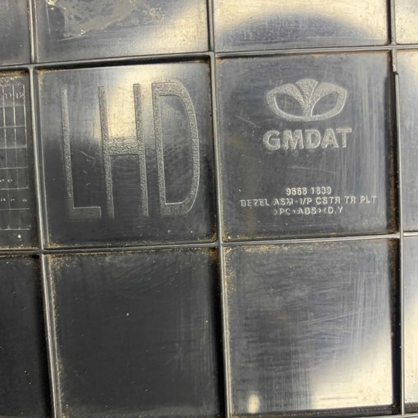 Moldura Painel Instrumento Capitiva 2009 2010 2011