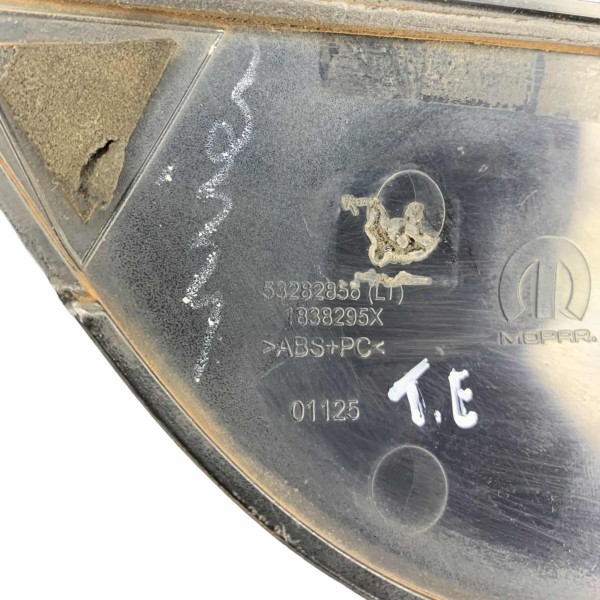 Aplique Tampa Traseira Esquerda Jeep Compass