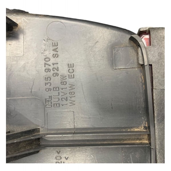 Luz De Freio Break Light Nissan Sentra 2009-2011 935970