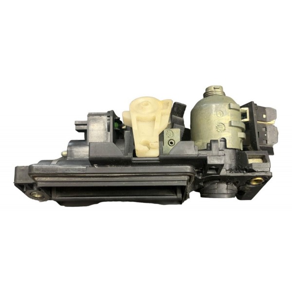 Maçaneta Tampa Traseira Mercedes C180 2002 2003 2004