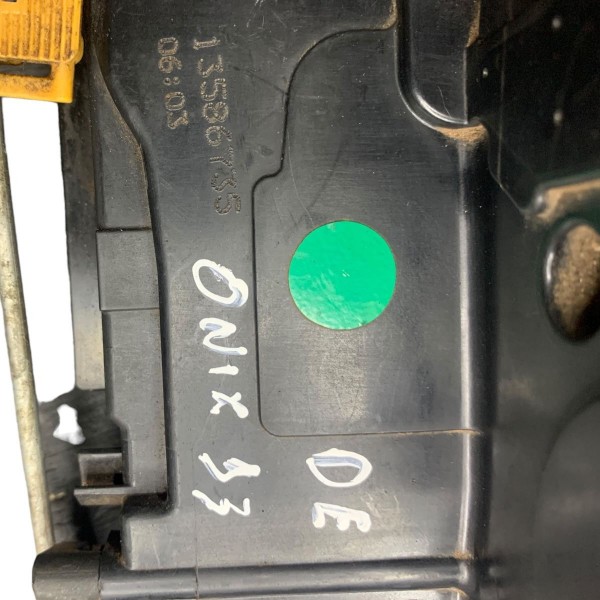 Fechadura Porta Diant Esquerda Gm Onix 2017 2018 2019