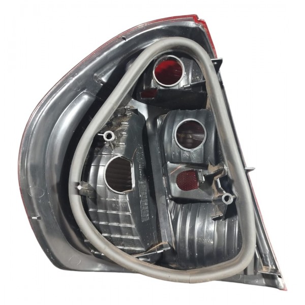 Lanterna Traseira Direita Clio Sedan 2005 2006 2007