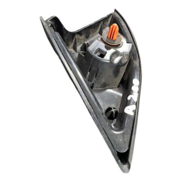 Acabamento Esquerdo Mercedes Benz A200 2014/2016 A1767200111