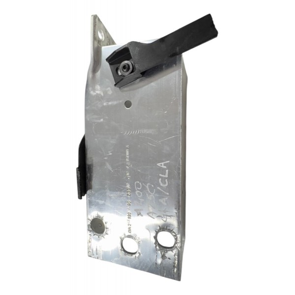 Suporte Alma Dianteira Lado Esquerdo Gla200 Cl200 A200 A250