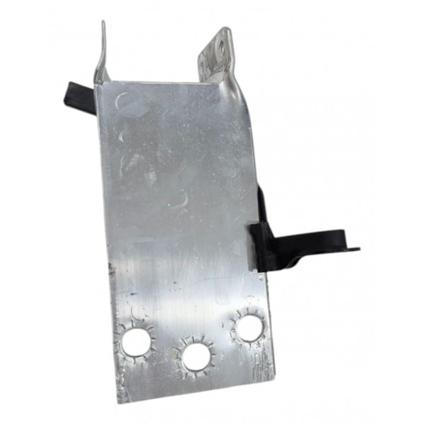 Suporte Alma Dianteira Lado Esquerdo Gla200 Cl200 A200 A250