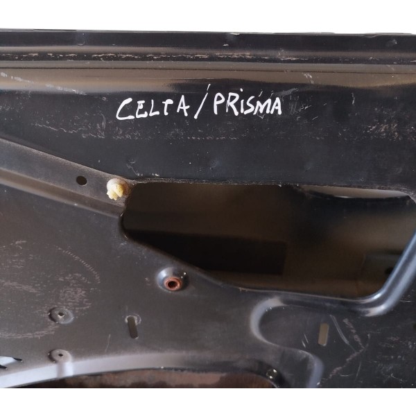 Porta Dianteira Direita Celta Prisma 2001/2013