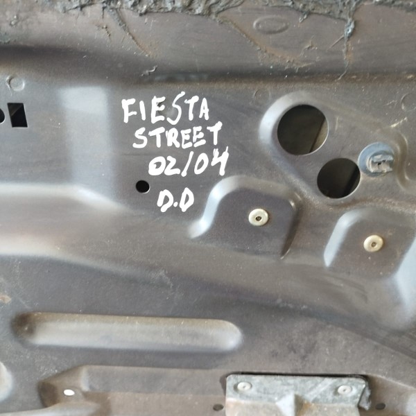 Porta Dianteira Direita Ford Fiesta Street 2002 2003 2004