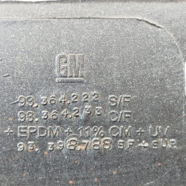 Parachoque Traseiro Corsa Hatch 2003 A 2012 93364222