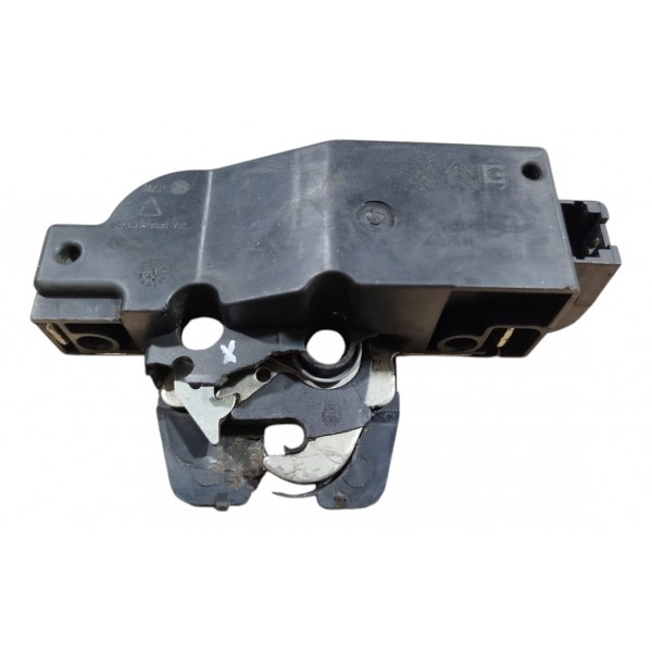 Fechadura Tampa Traseira Peugeot 307 2007 A 2010 Detalhe