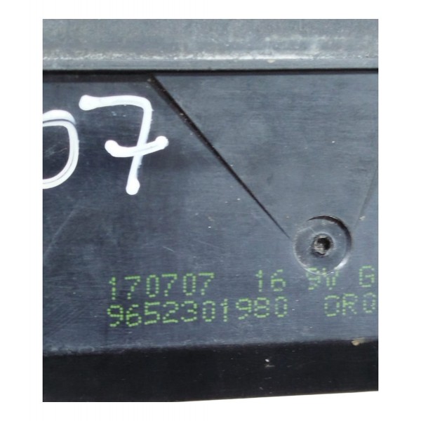 Fechadura Tampa Traseira Peugeot 307 2007 A 2010 Detalhe