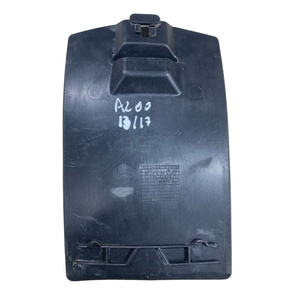 Acabamento Parabarro Dianteiro Esquerdo Mercedes A200 2013..