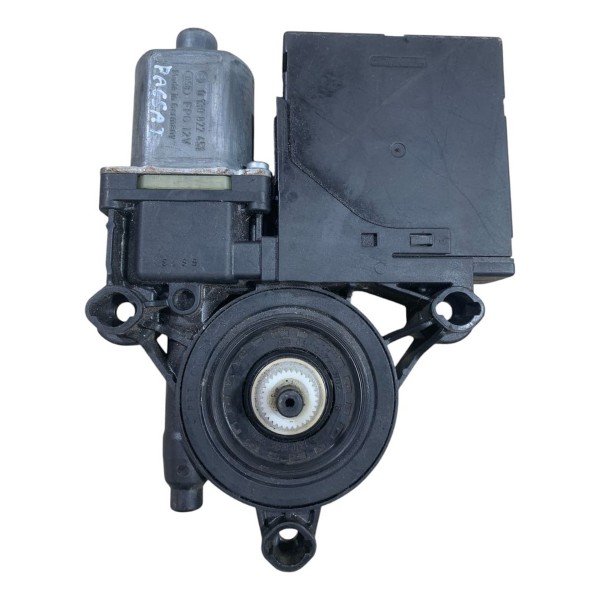 Motor Vidro Dianteiro Esquerdo Vw Passat Tsi 2010 A 2015