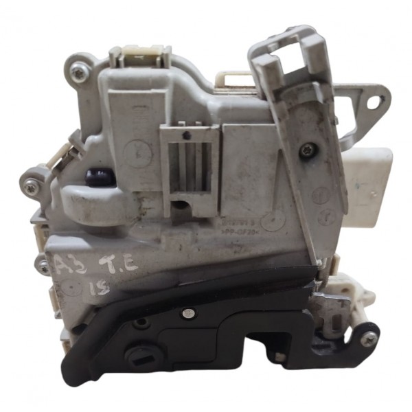 Fechadura Porta Traseira Esquerda Audi A3 A4 2013 A 2020