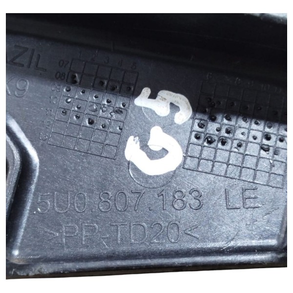 Guia Parachoque Dianteir Esquerdo Vw Gol Saveiro Voyage G5