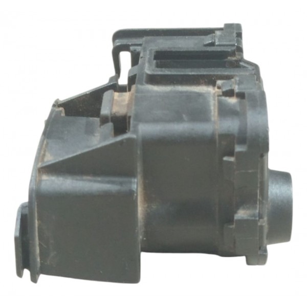 Trava Da Portinhola Do Tanque Amarok 2010 A 2016 2h0810773j