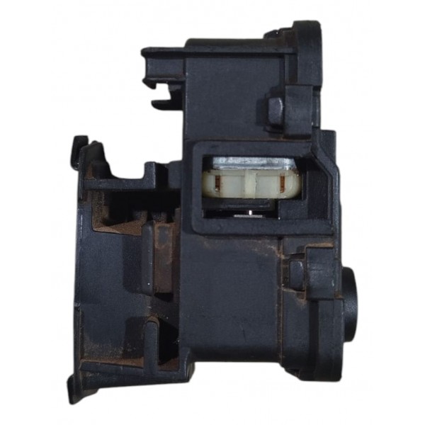 Trava Da Portinhola Do Tanque Amarok 2010 A 2016 2h0810773j