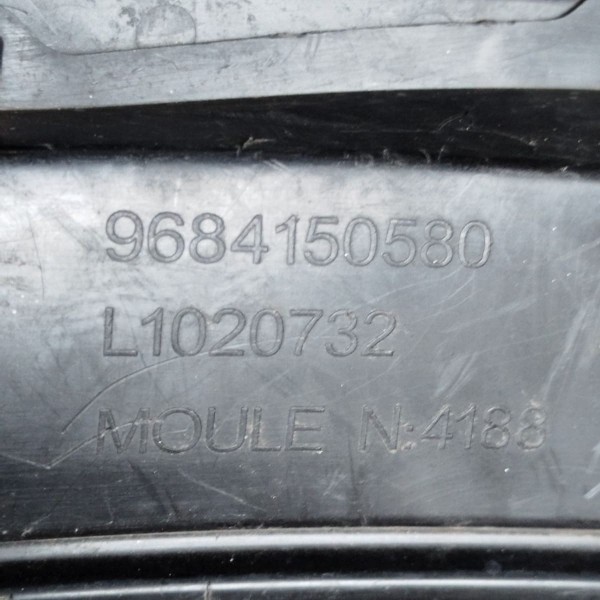 Grade Churrasqueira Parabrisa Citroen C3 Ds3 2011 A 2018